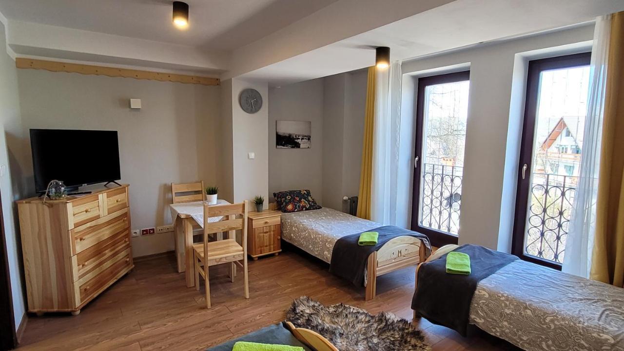 Апартаменти Apartament Wagonik 303 - Budynek "Polskie Koleje Linowe" Krupowki 48 Закопане Екстер'єр фото